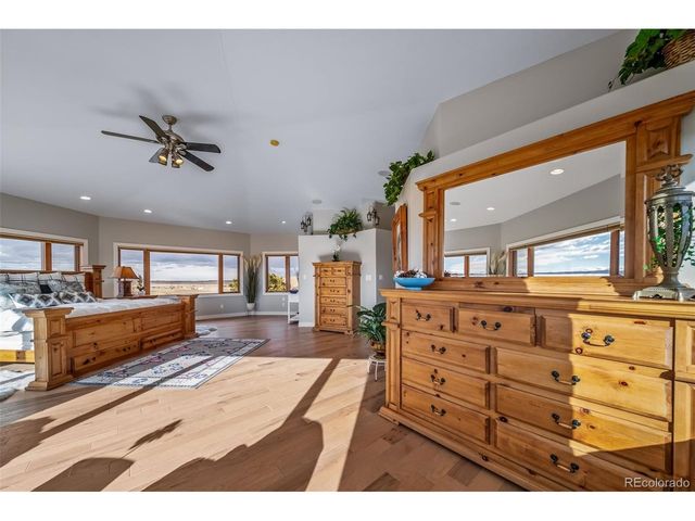 4586 Best Rd, Larkspur, CO 80118