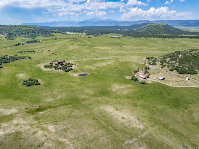 4586 Best Rd, Larkspur, CO 80118