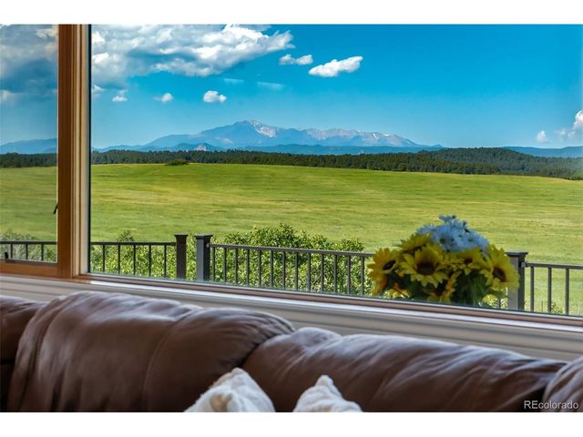 4586 Best Rd, Larkspur, CO 80118