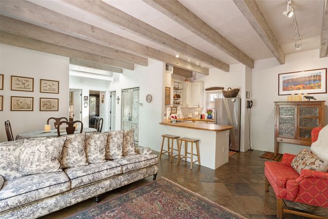 985 Agua Fria 101, Santa Fe, NM 87501