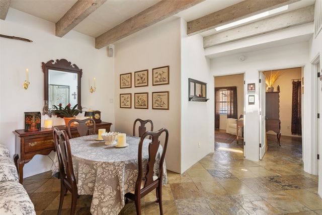985 Agua Fria 101, Santa Fe, NM 87501