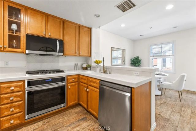 118 Coral Rose, Irvine, CA 92603