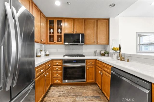 118 Coral Rose, Irvine, CA 92603