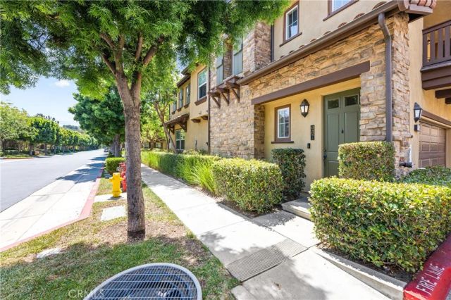 118 Coral Rose, Irvine, CA 92603