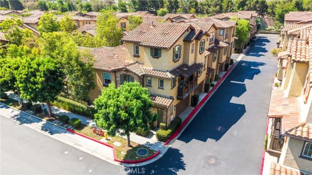 118 Coral Rose, Irvine, CA 92603