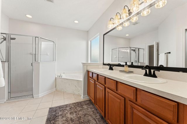 5906 GREEN POND Drive, Jacksonville, FL 32258