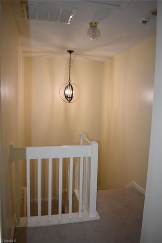 22 Pickwick Place, Greensboro, NC 27407
