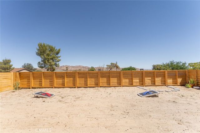 61537 La Jolla, Joshua Tree, CA 92252