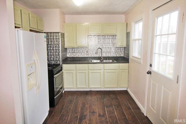 1604 Marbo Avenue, Evansville, IN 47714