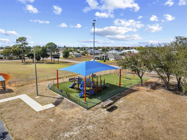 303 NE 13TH AVENUE, Cape Coral, FL 33909