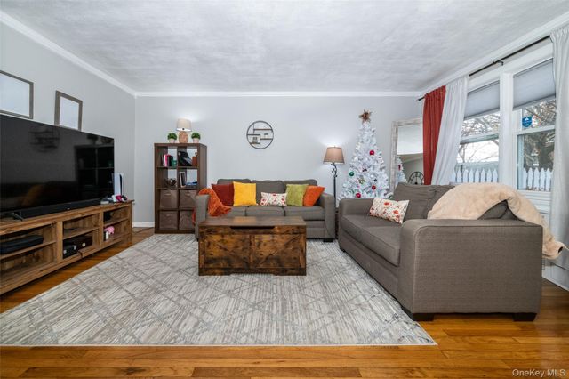 100 Hilltop Acres 100, Yonkers, NY 10704