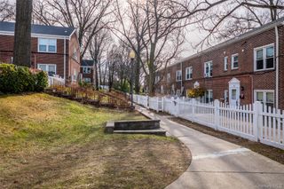 100 Hilltop Acres 100, Yonkers, NY 10704