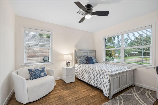 10322 Shadow Wood Drive, Houston, TX 77043