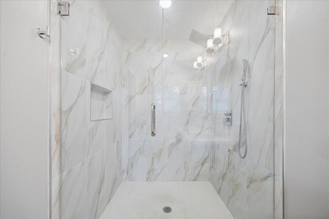 10322 Shadow Wood Drive, Houston, TX 77043