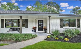 10322 Shadow Wood Drive, Houston, TX 77043