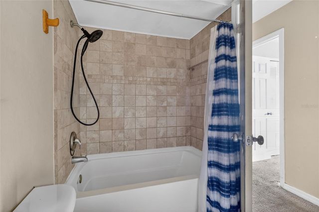 2715 ELMHURST CIRCLE, Orlando, FL 32810