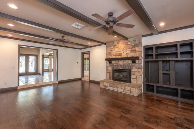 7402 N Benedict Avenue, Fresno, CA 93711