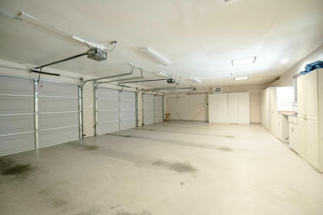 7402 N Benedict Avenue, Fresno, CA 93711