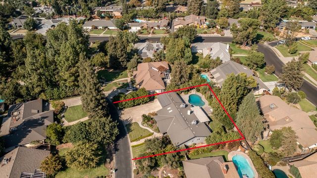 7402 N Benedict Avenue, Fresno, CA 93711