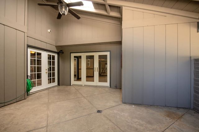 7402 N Benedict Avenue, Fresno, CA 93711