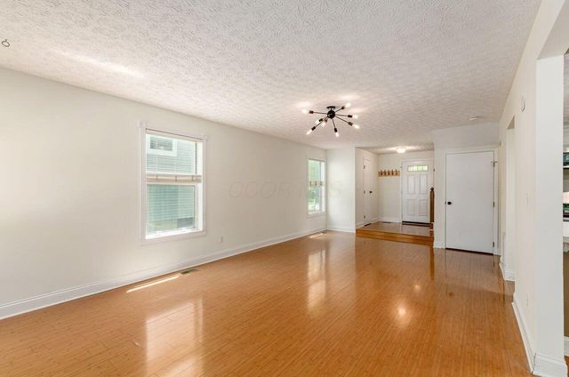 1684 Weather Stone Lane, Columbus, OH 43235