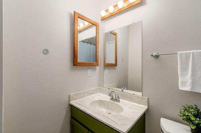 1684 Weather Stone Lane, Columbus, OH 43235