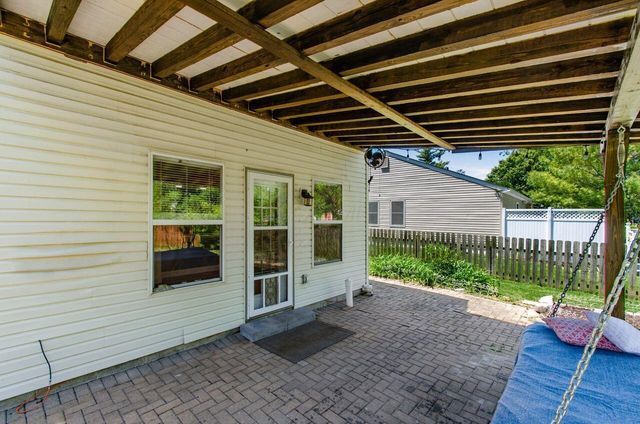 1684 Weather Stone Lane, Columbus, OH 43235