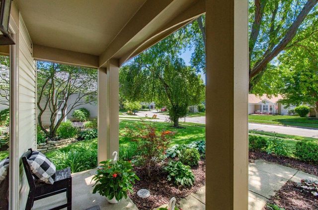 1684 Weather Stone Lane, Columbus, OH 43235