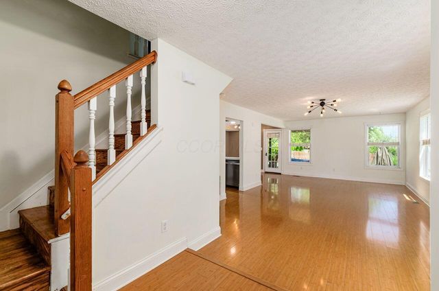 1684 Weather Stone Lane, Columbus, OH 43235