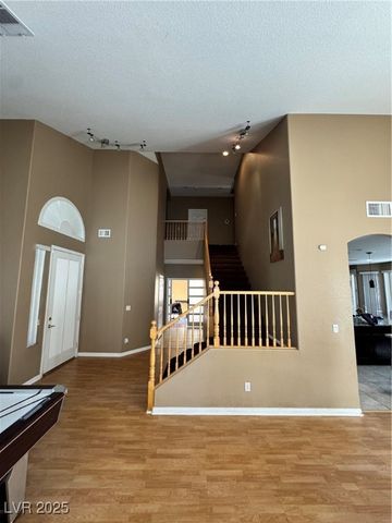 813 White Falcon Street, Las Vegas, NV 89144