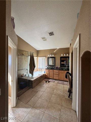 813 White Falcon Street, Las Vegas, NV 89144