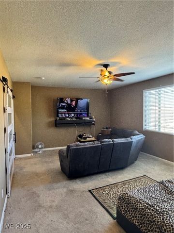 813 White Falcon Street, Las Vegas, NV 89144