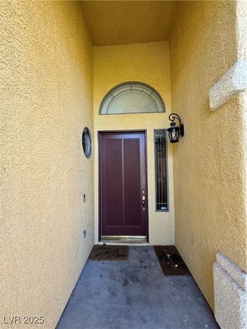 813 White Falcon Street, Las Vegas, NV 89144