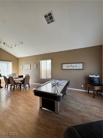 813 White Falcon Street, Las Vegas, NV 89144