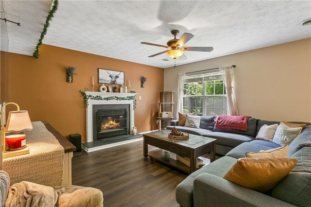 307 Nelson PW, Hampton, VA 23669