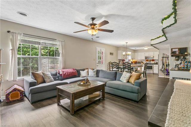 307 Nelson PW, Hampton, VA 23669