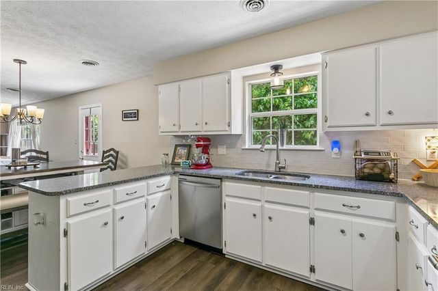 307 Nelson PW, Hampton, VA 23669