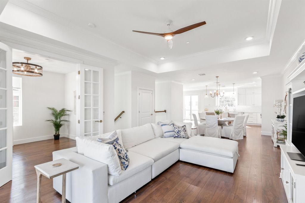 211 2nd Street, St Augustine, FL 32080