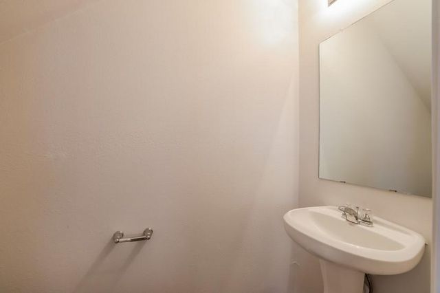 21622 Mamba Way, Houston, TX 77073