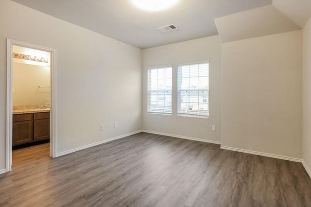 21622 Mamba Way, Houston, TX 77073