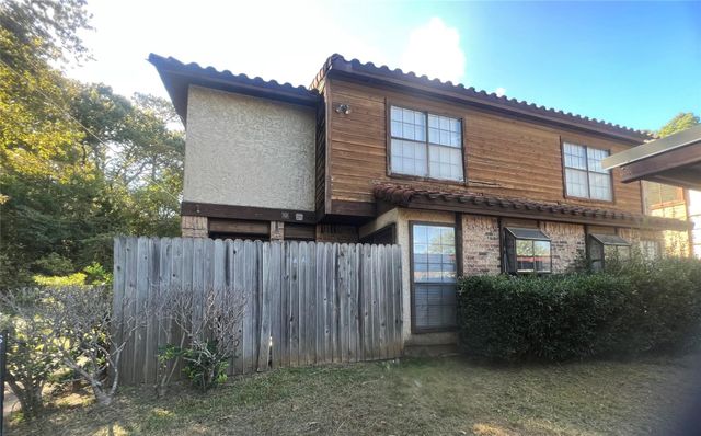 5454 Financial Plaza 4A, Shreveport, LA 71129