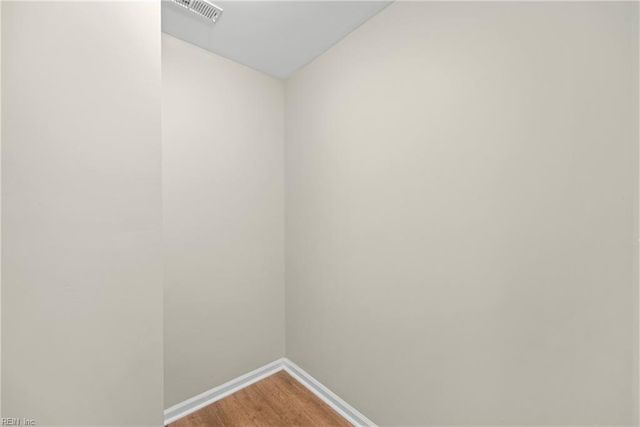 105 Ireland ST, Hampton, VA 23663