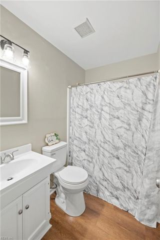 105 Ireland ST, Hampton, VA 23663