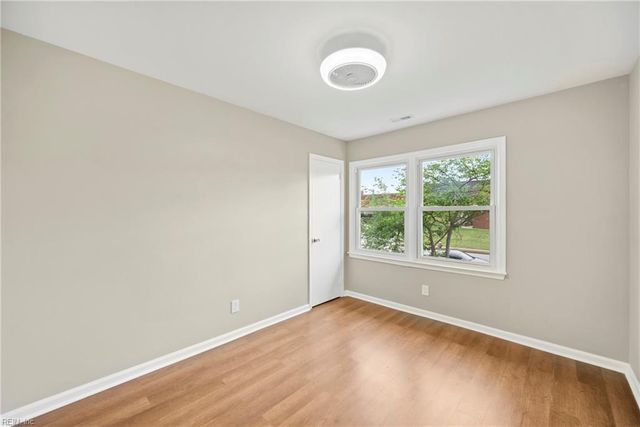 105 Ireland ST, Hampton, VA 23663