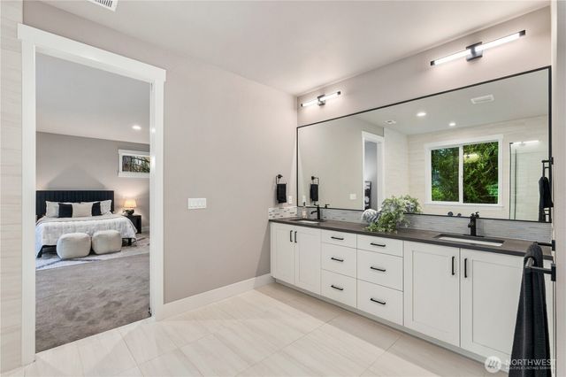 18305 Snohomish Avenue, Snohomish, WA 98296