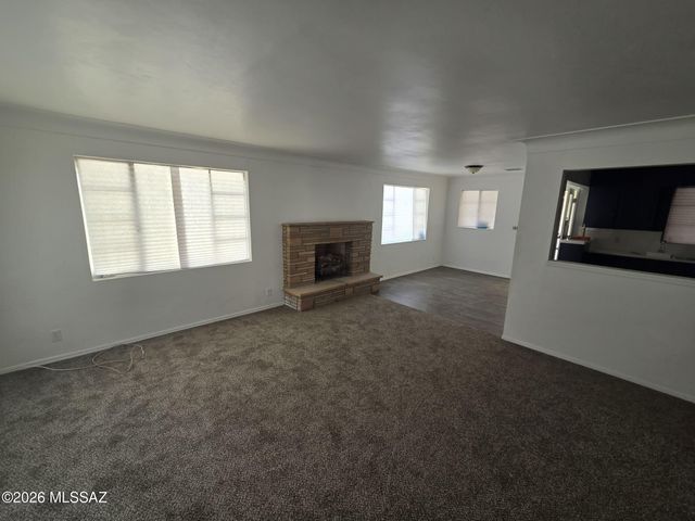 2661 N Winstel Boulevard, Tucson, AZ 85716