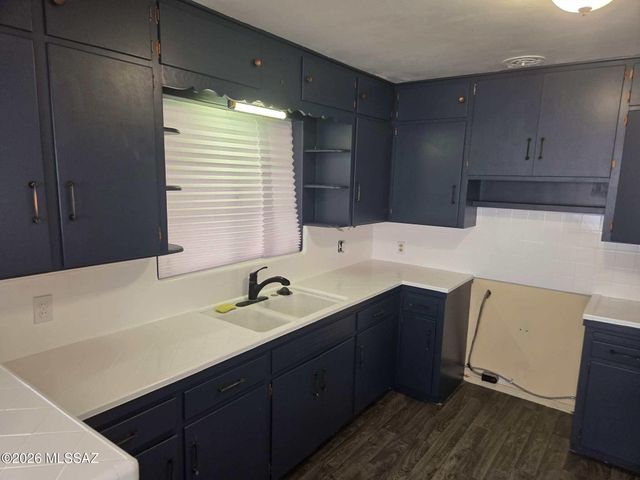 2661 N Winstel Boulevard, Tucson, AZ 85716