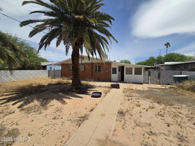2661 N Winstel Boulevard, Tucson, AZ 85716