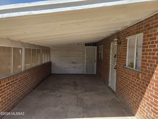 2661 N Winstel Boulevard, Tucson, AZ 85716