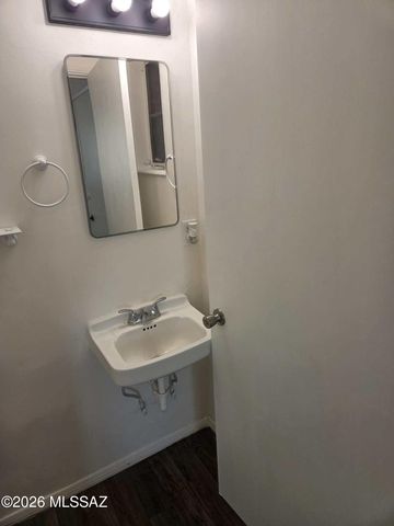 2661 N Winstel Boulevard, Tucson, AZ 85716